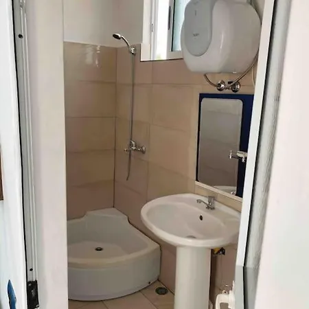 Ferienhaus Biku's In Rrjoll