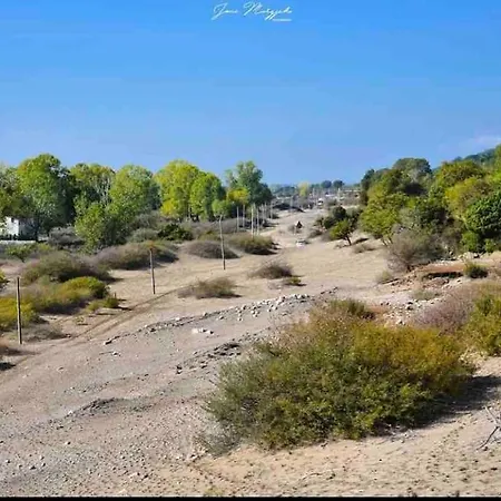 Casa de Férias Biku's In Rrjoll *