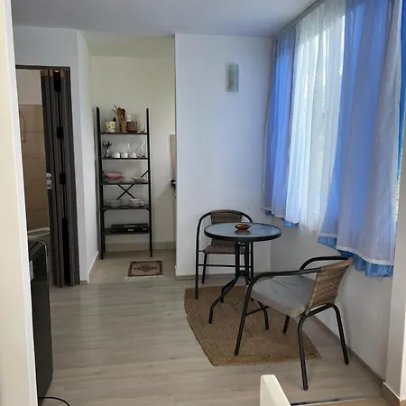 Biku's In Rrjoll Casa de Férias Baks-Rrjoll