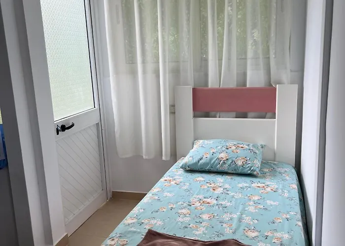 بيت للعطل Biku's In Rrjoll Baks-Rrjoll